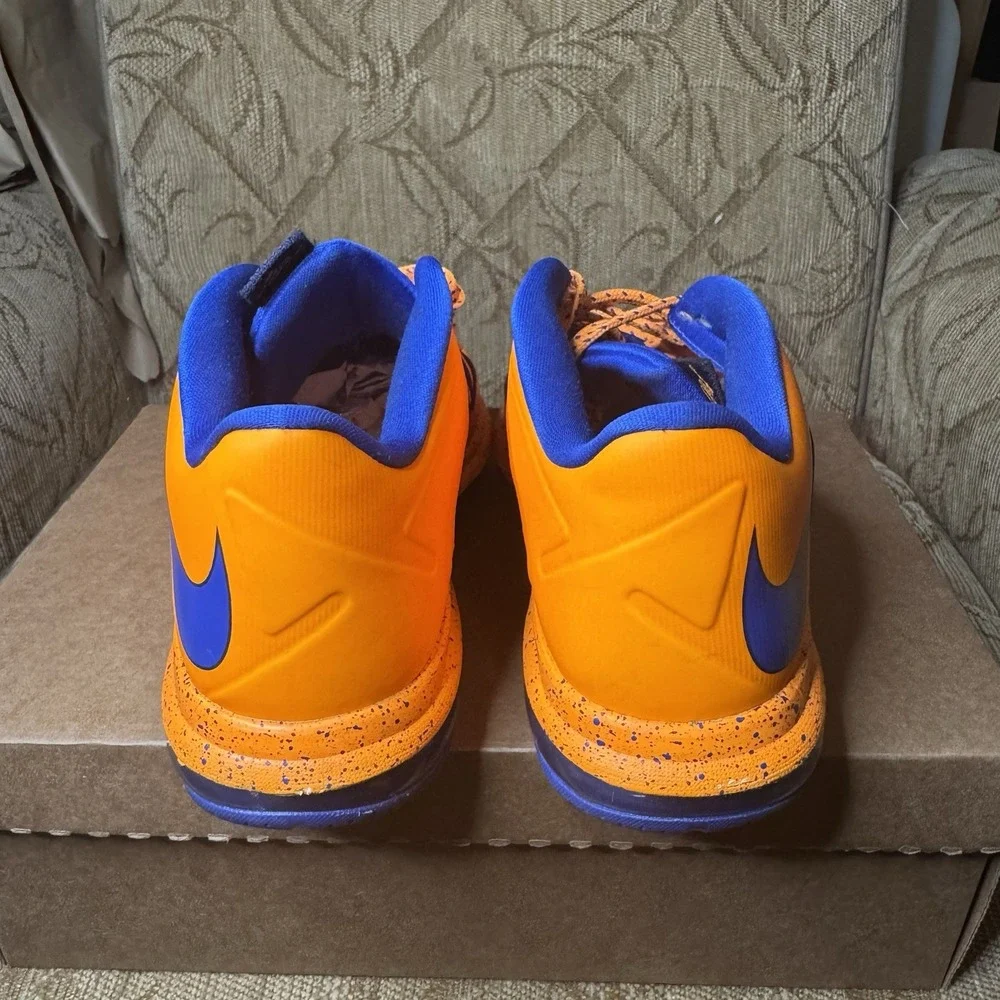 Nike‎ Air Max LeBron 10 Low Knicks Men's 8 (579765-800)